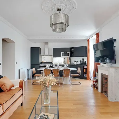 Apartment Magnificent 2 Bdr-4p- Invalides