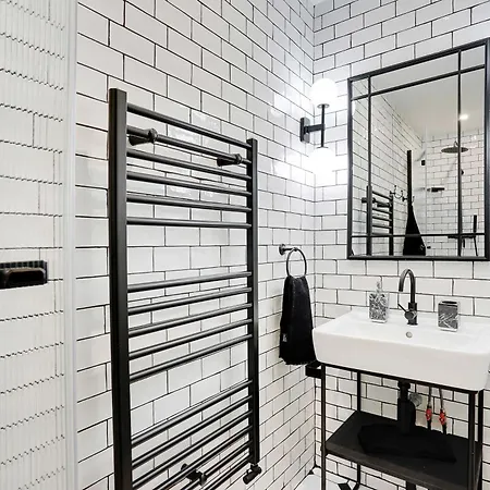 Magnificent 2 Bdr-4p- Invalides Apartment *